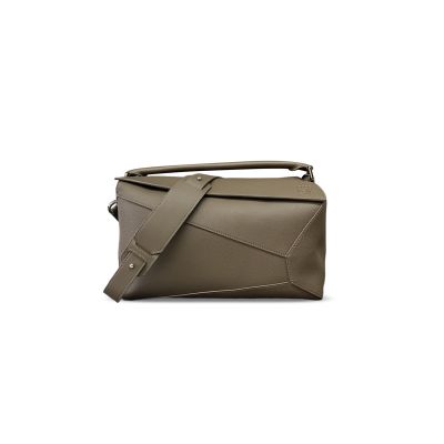 LOEWE LARGE PUZZLE EDGE BAG IN GRAINED CALFSKIN (37*23*19cm)